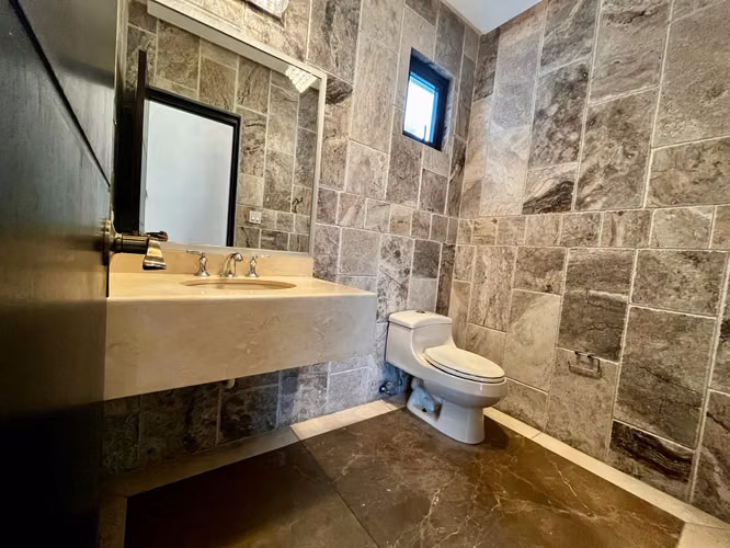 Exclusiva Mansión en Costa del Este | Elegancia, Amplitud y Diseño Atemporal