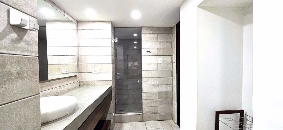 LOFT AMUEBLADO EN PRIMER PISO  | 150 m² DEN | DEPÓSITO | 2 PARKINS. EL CANGREJO - Imagen 15