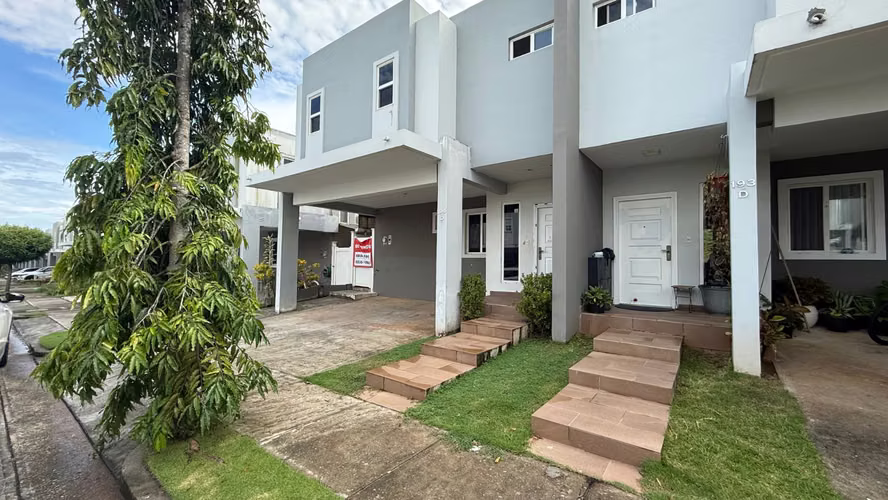 CASA EN VENTA - PH VICTORIA, BRISAS NORTE - JS - Imagen 1