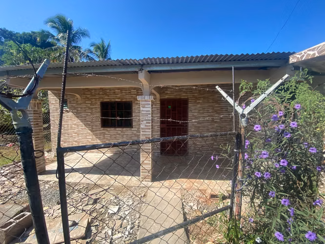 Se vende duplex, Barriada Las Lagunitas de Guararé, Los Santos, Panama 