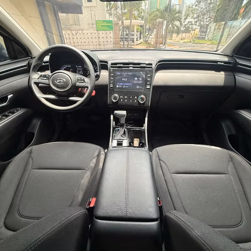 Vendo Hyundai Tucson año 2025 con 28000km 