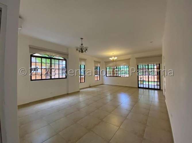 VENTA DE CASA EN CLAYTON MCD27-1771 - Imagen 4