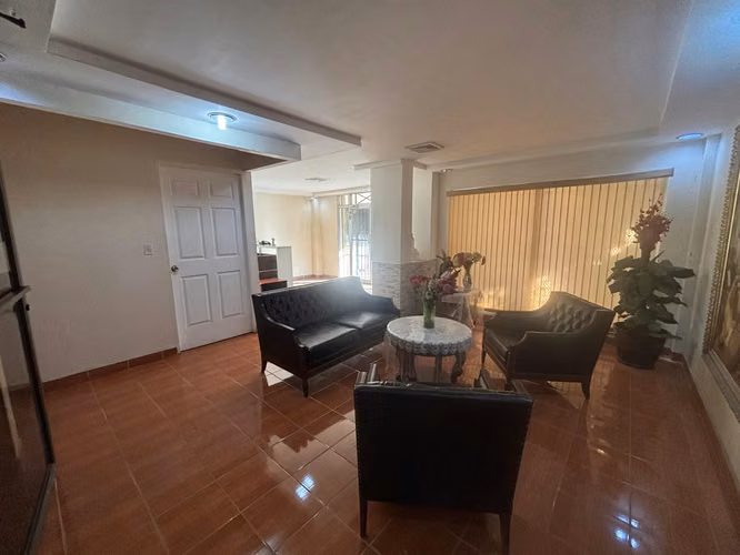 VENTA EDIFICIO EN BELLA VISTA - Imagen 3