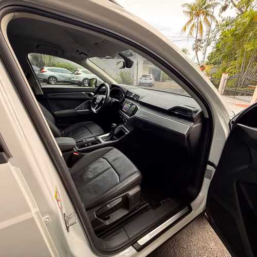 Vendo Audi q3 2021