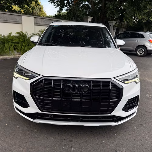 Vendo Audi q3 2021