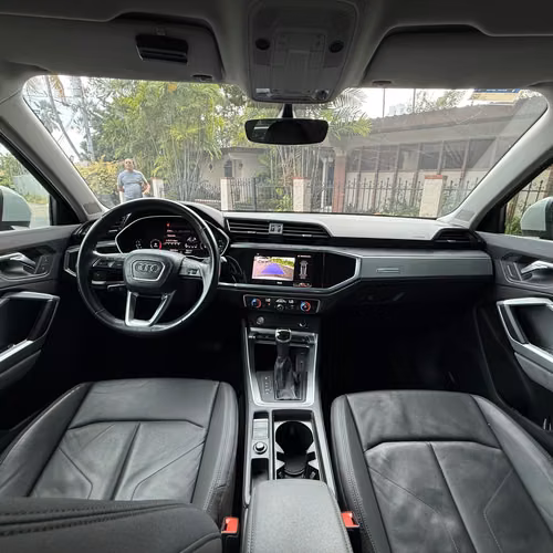 Vendo Audi q3 2021