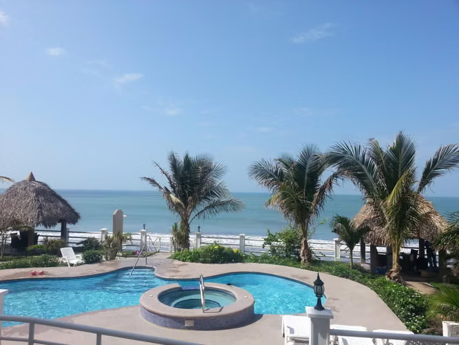 Apartamento Frente al Mar de 174 m² en PH Biltmore Boutique, Playa Malibu - Imagen 20