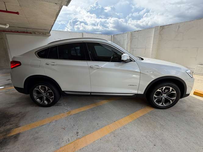 BMW X4 AÑO 2018 FULL EQUIPO – 64,656 KM- ÚNICA DUEÑA