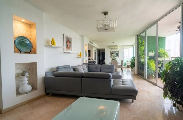 Apartamento en Punta Pacifica I con balcón y vista panorámica - Imagen 7