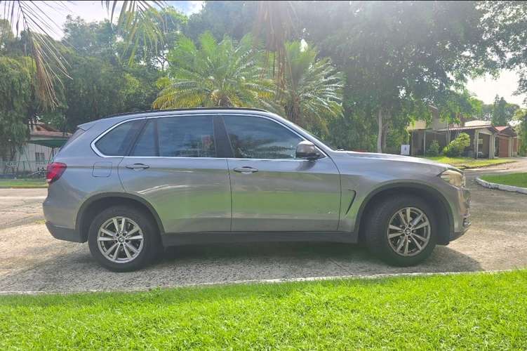 BMW X5 Lujo y Potencia