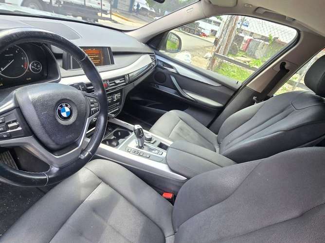BMW X5 Lujo y Potencia - Imagen 3