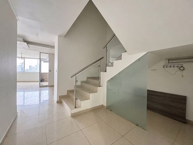 Apartamento Dúplex en Venta | PH Marina Terrace, cerca de Avenida Balboa - Imagen 3