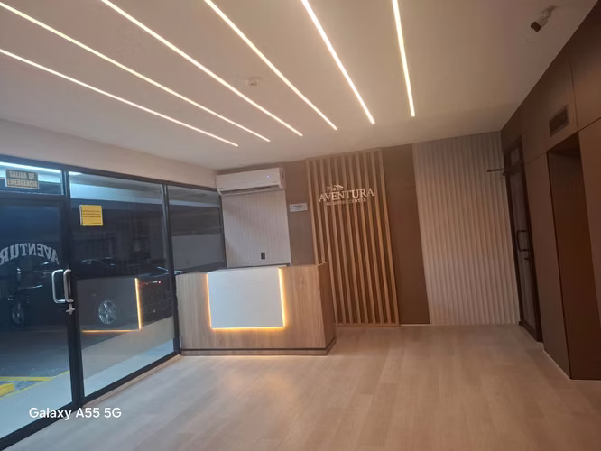 Alquilo oficina de 30 m² con vista panorámica, A/C, baño y estacionamiento. $400 todo incluido - Imagen 9