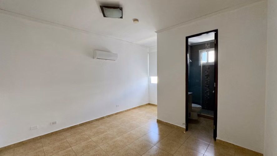 Venta de apartamento en 12 de Octubre, avenida Transismica. PH Cosmopolitan Towers  - Imagen 10