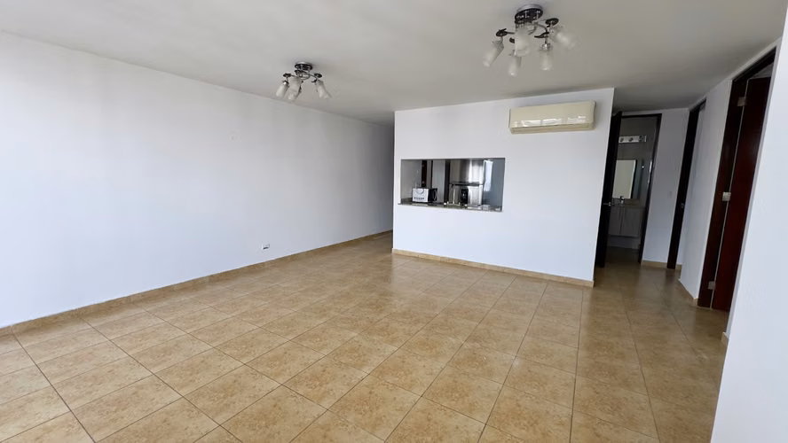 Venta de apartamento en 12 de Octubre, avenida Transismica. PH Cosmopolitan Towers  - Imagen 5