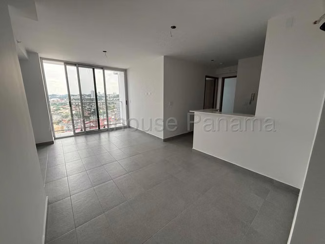 J2598GRR Apartment Rental in Carrasquilla
