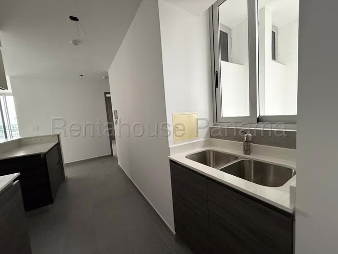 J2598GRR Alquiler de Apartamento en Carrasquilla  - Imagen 12