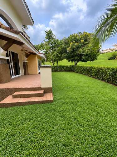 Casa en venta | PH. Tucán Country Club | 3 rec, 3.5 baños  - Imagen 2