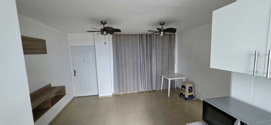 Alquilo apartamento semi amoblado. Mystic Hills, Via Tocumen