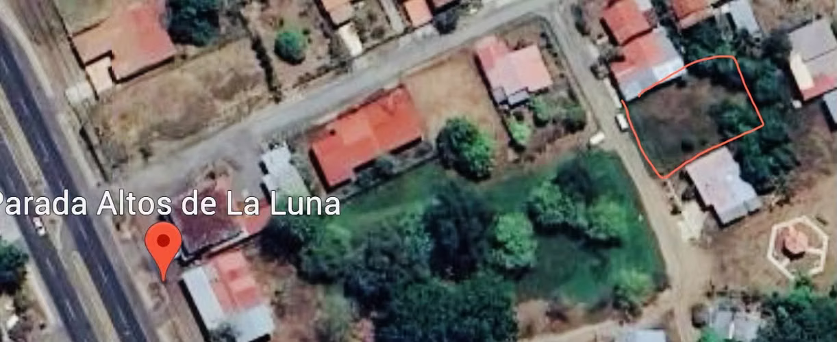 Se vende Terreno de 600 m2 en Altos de la Luna, precio negociable, 100%Titulado !Listo para construir!