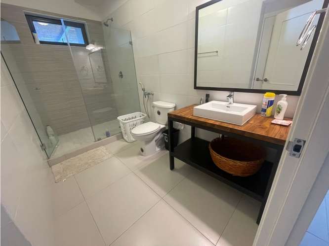 Venta y Alquiler de Apartamento en P. H. Punta Caelo San Carlos - Imagen 6