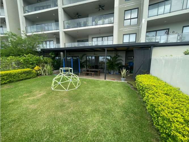 Venta y Alquiler de Apartamento en P. H. Punta Caelo San Carlos - Imagen 18
