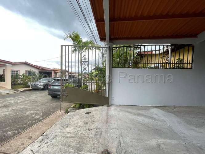 SE VENDE CASA EN BRISAS DEL GOLF MDV27-2802 - Imagen 3
