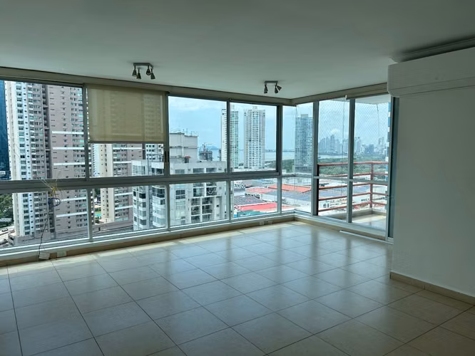 Alquiler de Apartamento en Costa del Este, PH Parkside