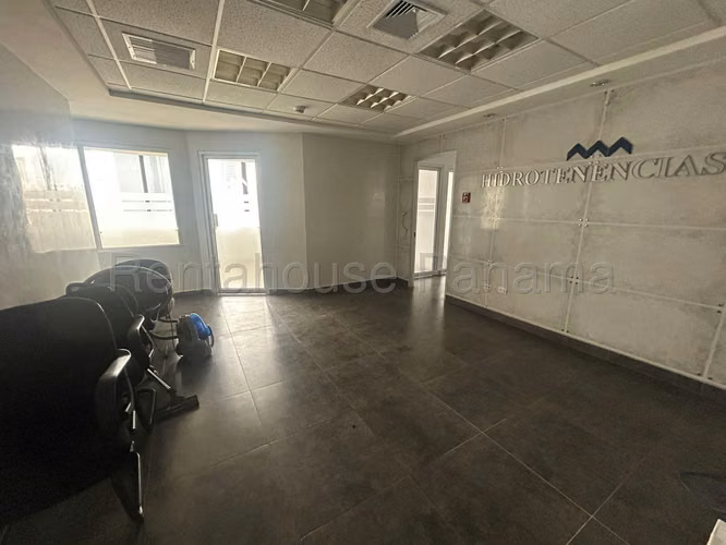 Alquiler de Local Comercial en Obarrio 26PPM6603