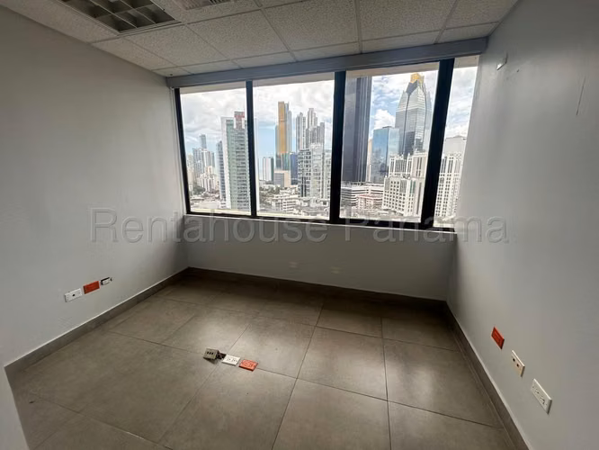 Alquiler de Local Comercial en Obarrio 26PPM6603