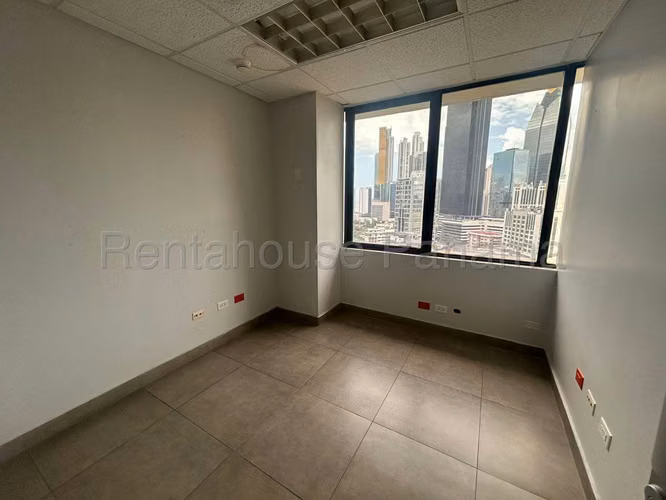 Alquiler de Local Comercial en Obarrio 26PPM6603