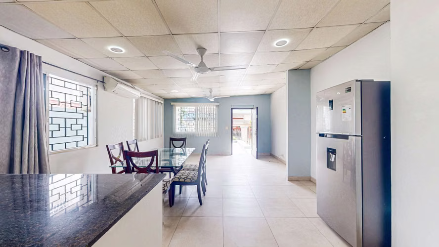 Venta de espaciosa casa con terreno y anexo - Camino Real De Betania - Imagen 18