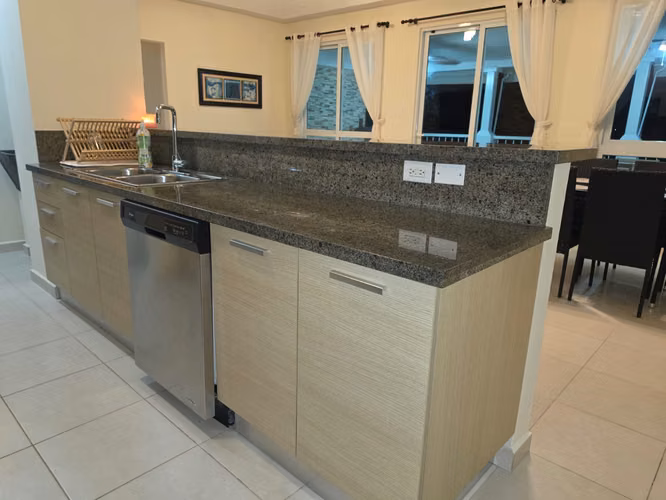 Alquiler: Apartamento en Bijao Beach Club & Residences | 130 m² | 3 Recámaras - Imagen 3