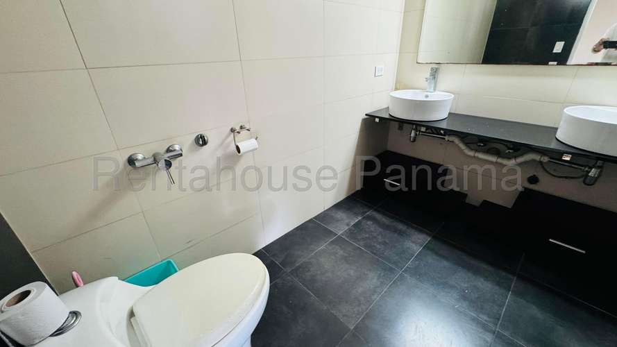 Amplio Apartamento en Venta en Marbella 27*2103Mfk - Imagen 15