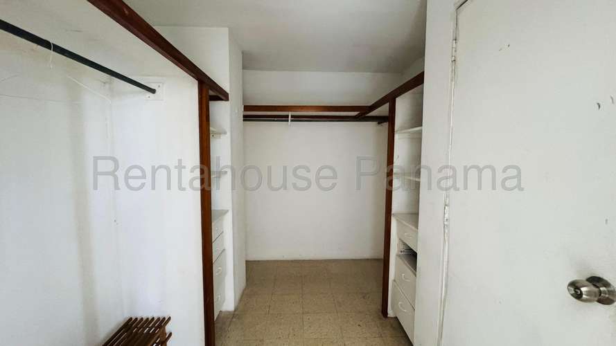 Amplio Apartamento en Venta en Marbella 27*2103Mfk - Imagen 16