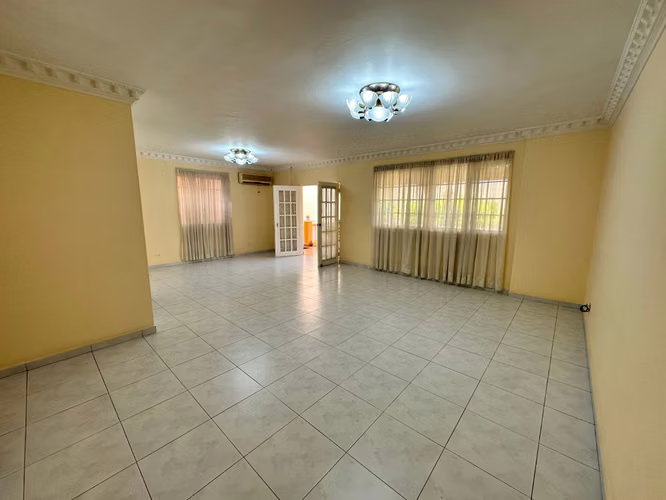 Se vende casa en perfectas condiciones, El Doral, El Bosque - Imagen 2