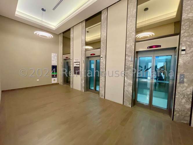 Moderno Local Comercial en Costa del Este 27*2736Mfk - Imagen 2