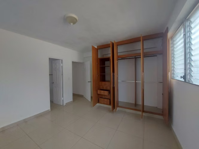 ALQUILER AMPLIO APARTAMENTO 3 RECAMARAS $900.00usd