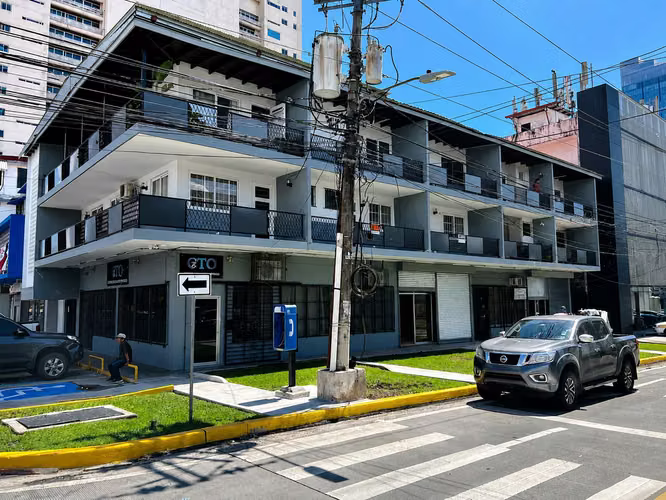 Apartamento 2 Recamaras Con Linea Blanca a pasos de la Cinta Costera