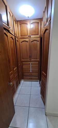 Se alquila casa grande amoblada Fontana 1,200.00