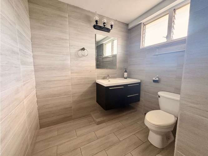 165 m² Obarrio $188,000, 3 rec, balcón, cocina y baños remodelados - Imagen 11