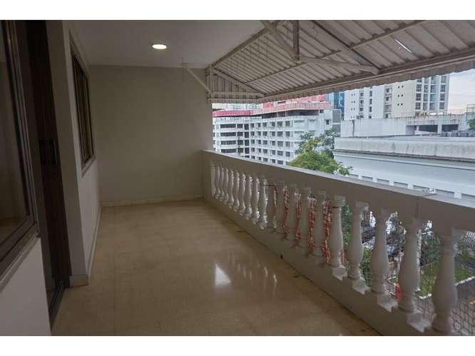 165 m² Obarrio $188,000, 3 rec, balcón, cocina y baños remodelados - Imagen 10