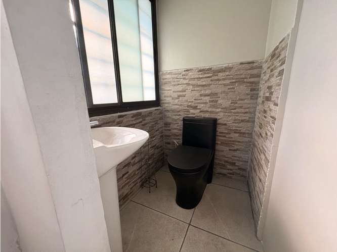 165 m² Obarrio $188,000, 3 rec, balcón, cocina y baños remodelados - Imagen 14