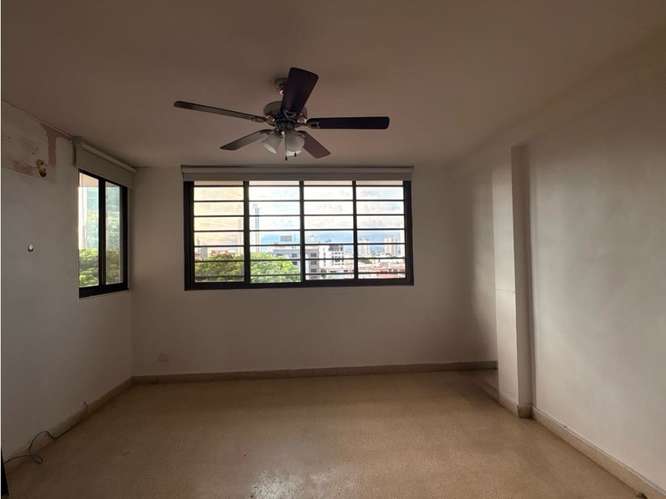 165 m² Obarrio $188,000, 3 rec, balcón, cocina y baños remodelados - Imagen 13