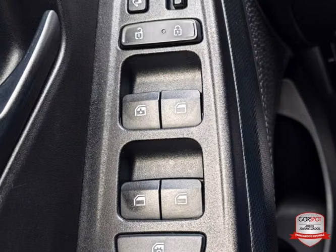 Hyundai Creta 2024 Automática EJ8732 - Imagen 12