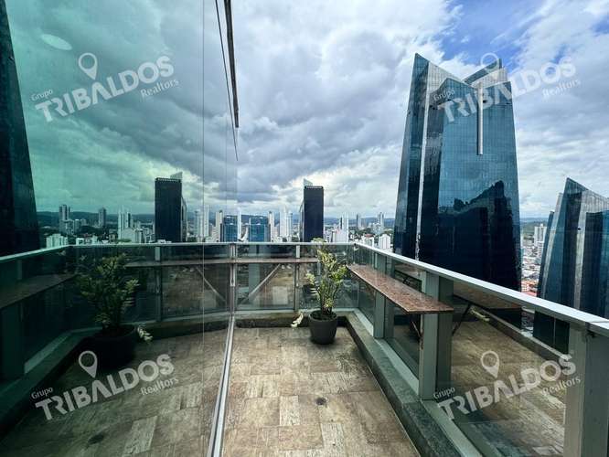 Alquiler de Amplia Oficina en el Edificio F &amp; F TOWER, Amoblada - Imagen 2