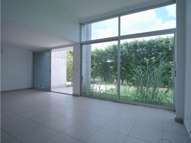 Venta de Casa en Don Bosco, PH Costa Sur Village