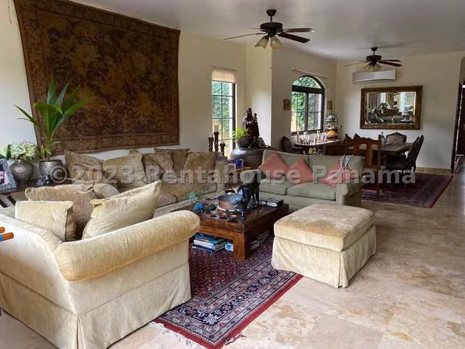 Venta de Casa en Costa Sur KF