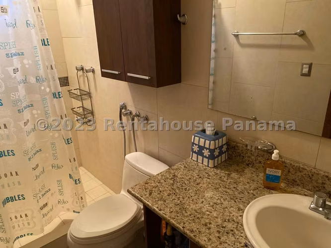 Venta de Casa en Costa Sur KF