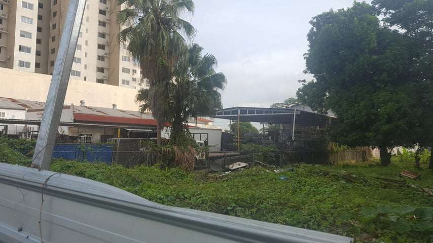 Venta de Terreno en Parque Lefevre Zona Urbana, Uso Residencial y Comercial 24LGG9834 - Imagen 4